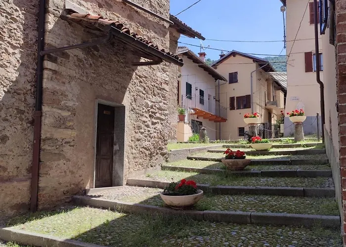Salita al castello